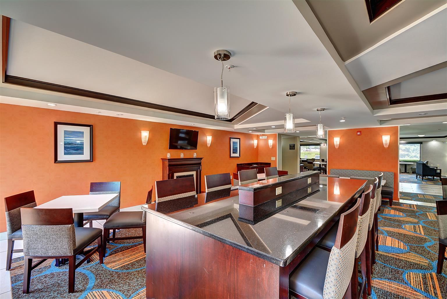 Best Western Plus Keene Hotel מראה חיצוני תמונה