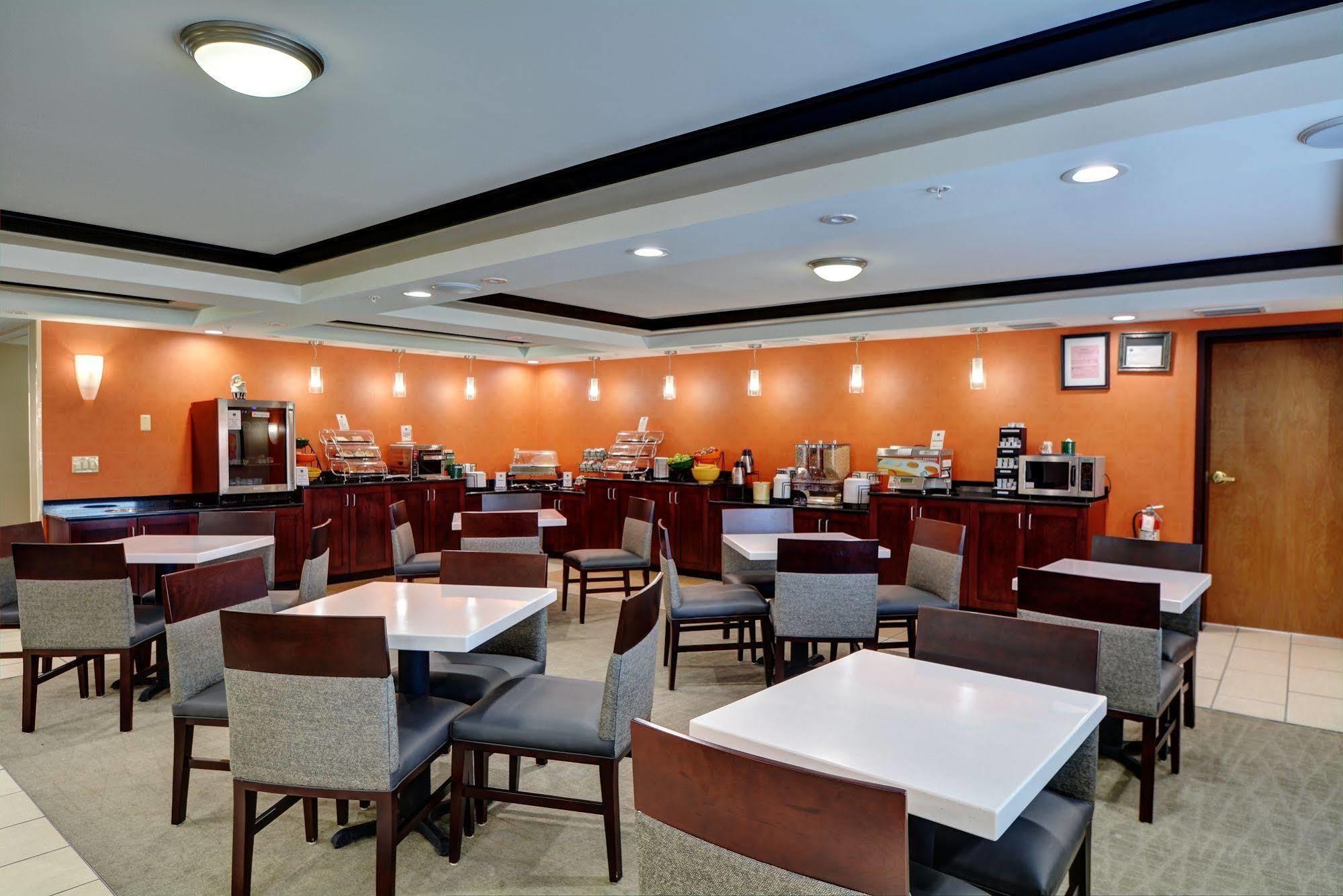 Best Western Plus Keene Hotel מראה חיצוני תמונה