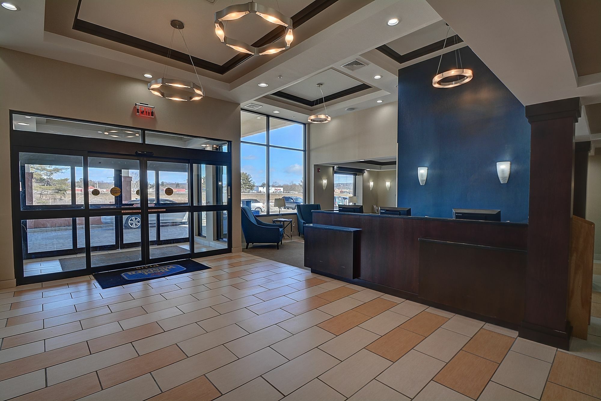 Best Western Plus Keene Hotel מראה חיצוני תמונה